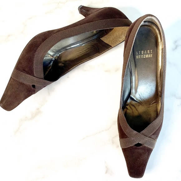 stuart weitzman low heel pumps